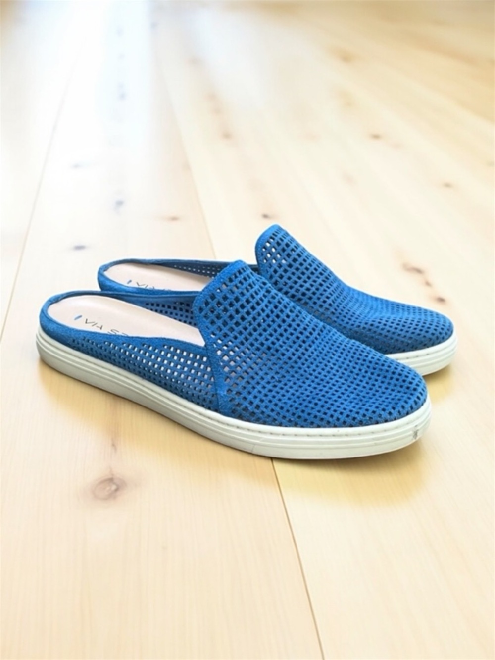 Via Spiga Cobalt Perforated Slip-On Mules - Picture 3 of 11